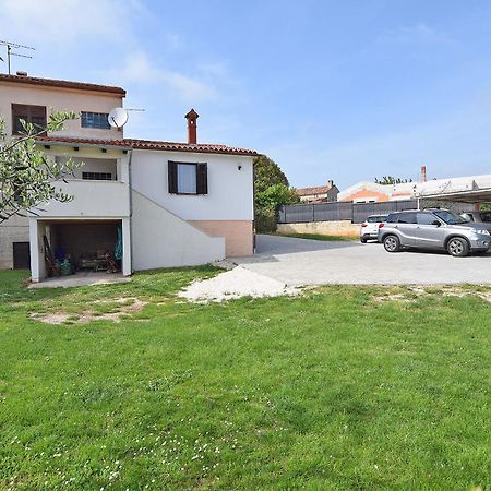 Apartment Madis & Free Bikes Пула Екстер'єр фото