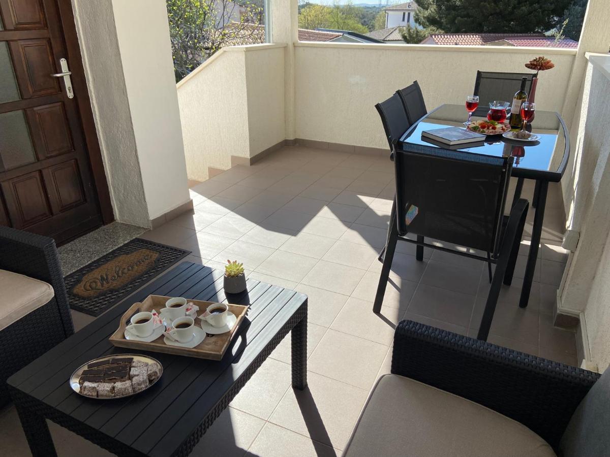 Apartment Madis & Free Bikes Пула Екстер'єр фото