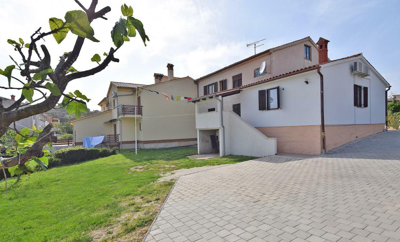 Apartment Madis & Free Bikes Пула Екстер'єр фото